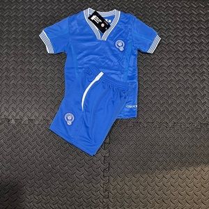 Beautiful brand new high quality material unisex El Salvador kids soccer jerseys